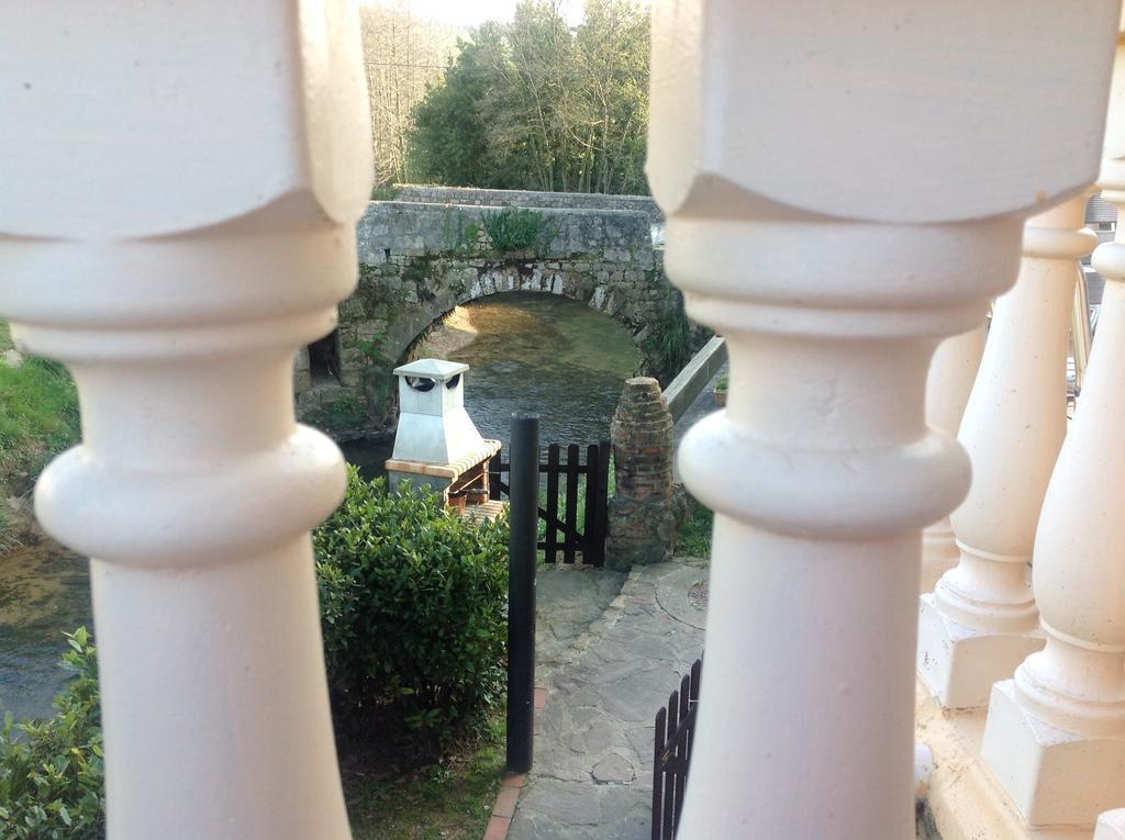 Trisileja En Puente Romano Toñanes Esterno foto